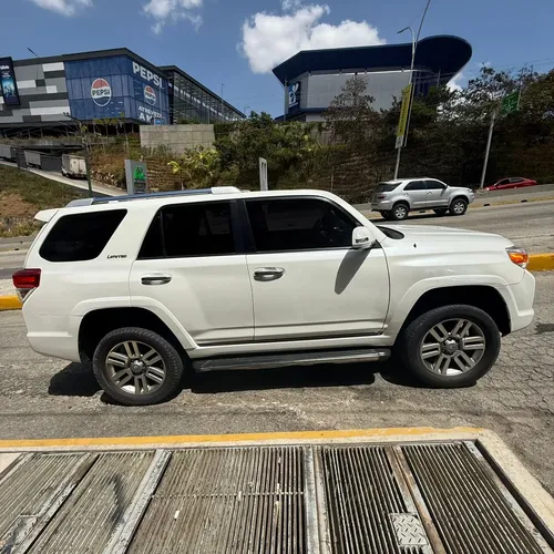 Toyota 4Runner Limited 2010 Blanco Caracas