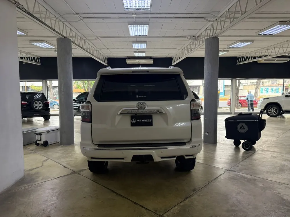Toyota 4Runner Limited 2015 Blanco Valencia