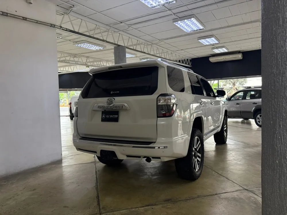 Toyota 4Runner Limited 2015 Blanco Valencia
