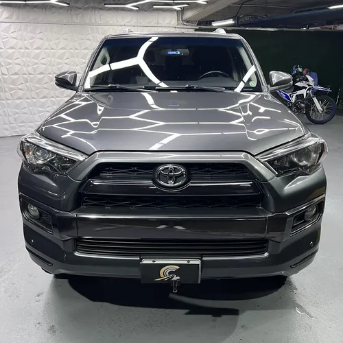 Toyota 4Runner Limited 2015 Gris Caracas