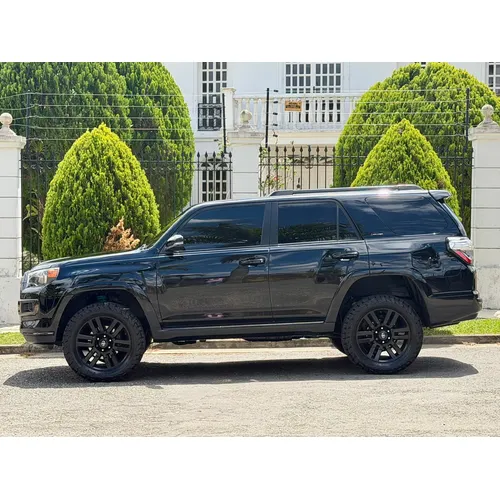 Toyota 4Runner Limited 2015 Negro Caracas