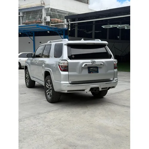 Toyota 4Runner Limited 2015 Plateado Caracas