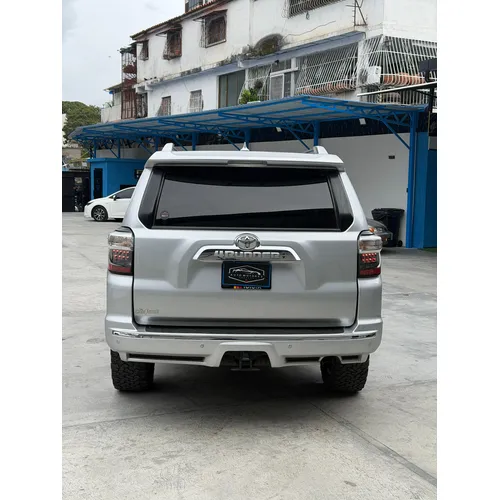 Toyota 4Runner Limited 2015 Plateado Caracas