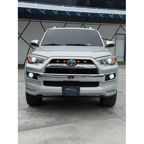 Toyota 4Runner Limited 2015 Plateado Caracas
