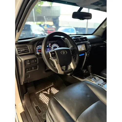Toyota 4Runner Limited 2016 Blanco Caracas