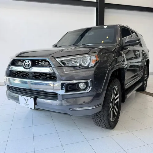 Toyota 4Runner Limited 2016 Gris Caracas