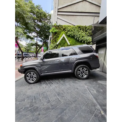 Toyota 4Runner Limited 2018 Gris Caracas