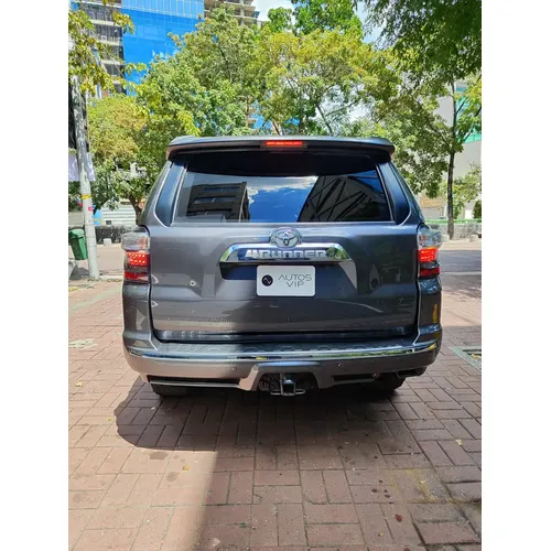 Toyota 4Runner Limited 2018 Gris Caracas