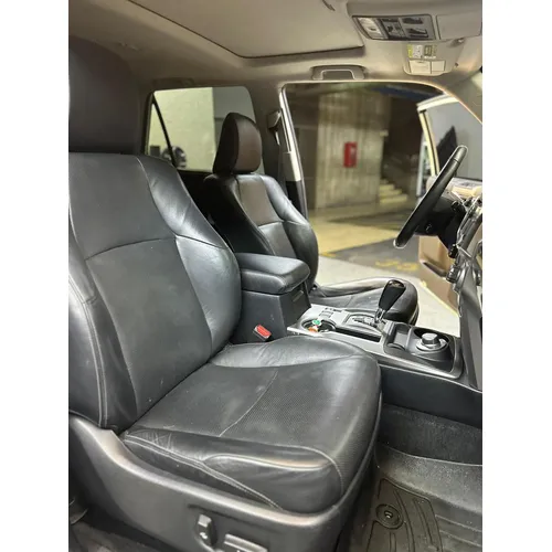 Toyota 4Runner Limited 2018 Blanco Caracas