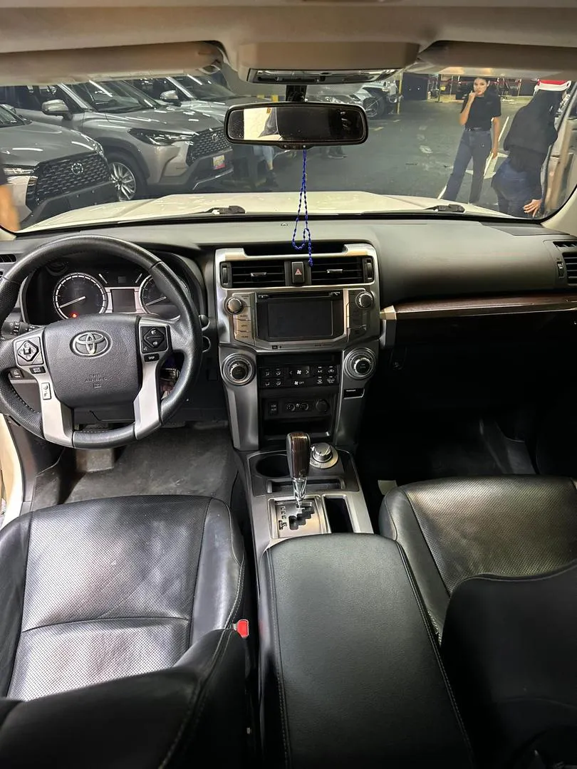 Toyota 4runner Limited 2018 blanco9