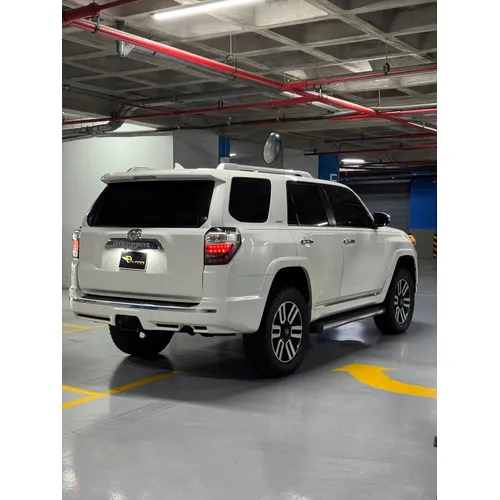 Toyota 4Runner Limited 2019 Blanco Caracas