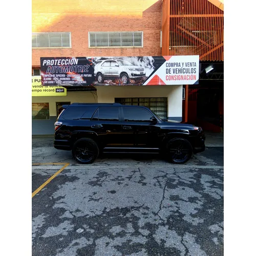 Toyota 4Runner Limited 2019 Negro Caracas