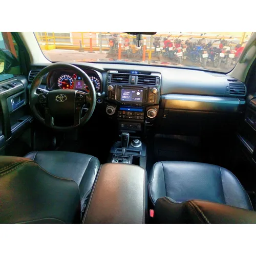 Toyota 4Runner Limited 2019 Negro Caracas