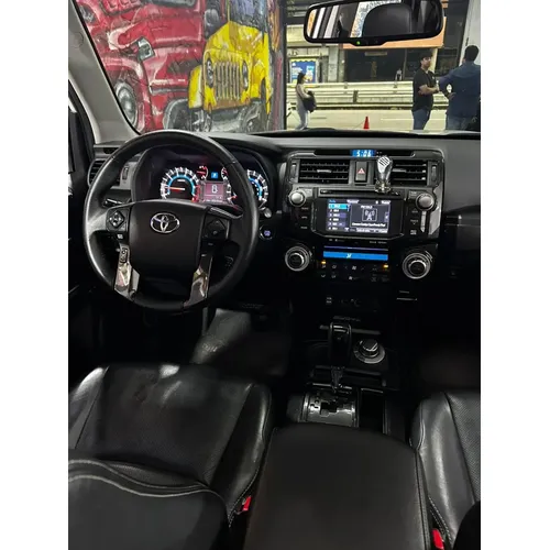 Toyota 4Runner Limited 2019 Blanco Caracas