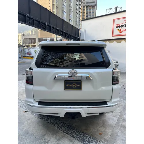 Toyota 4Runner Limited 2021 Blanco Caracas