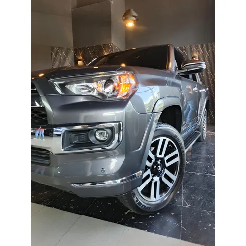Toyota 4Runner 2021 Gris Caracas