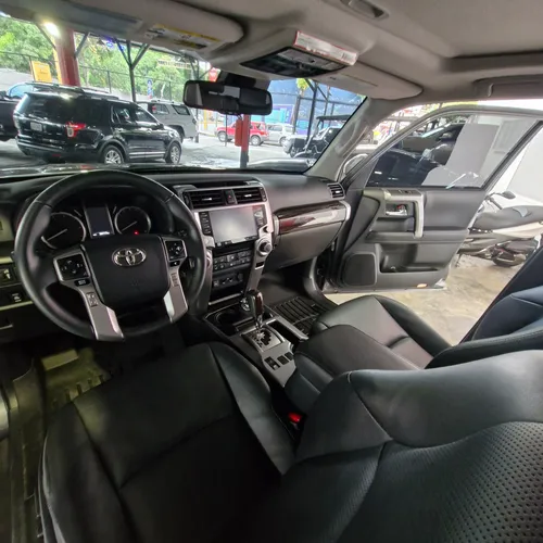 Toyota 4Runner Limited 2022 Gris Caracas