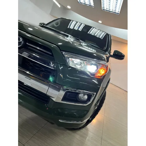Toyota 4Runner Limited 2022 Verde Caracas