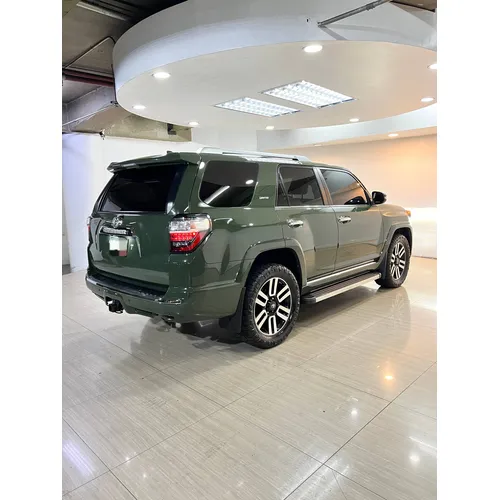 Toyota 4Runner Limited 2022 Verde Caracas