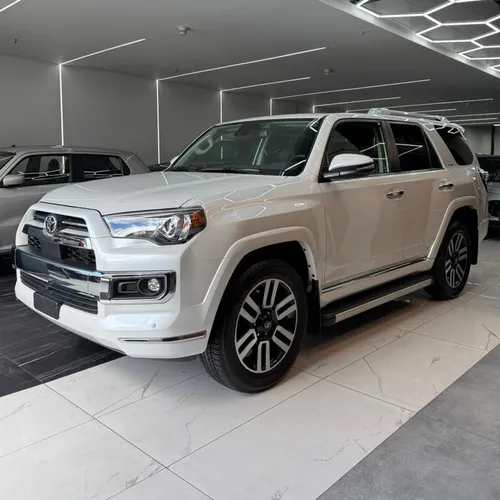 Toyota 4Runner Limited 2024 Blanco Caracas