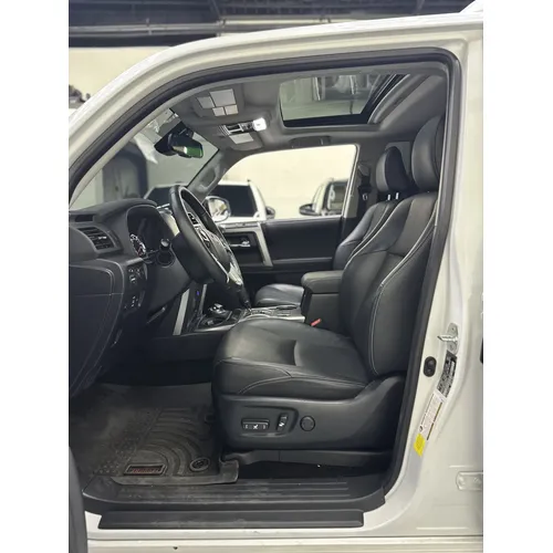 Toyota 4Runner Limited 2024 Blanco Caracas