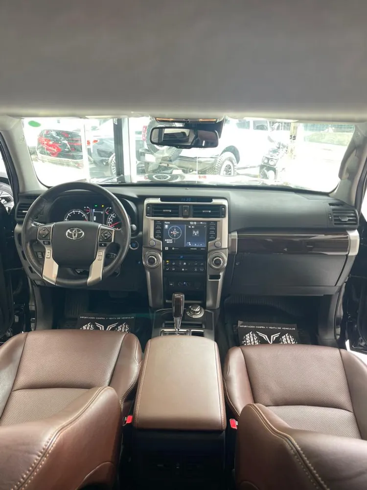 Toyota 4Runner Limited 2024 Negro Caracas