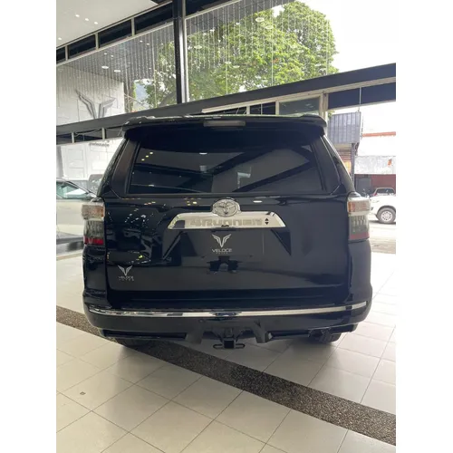 Toyota 4Runner Limited 2024 Negro Caracas