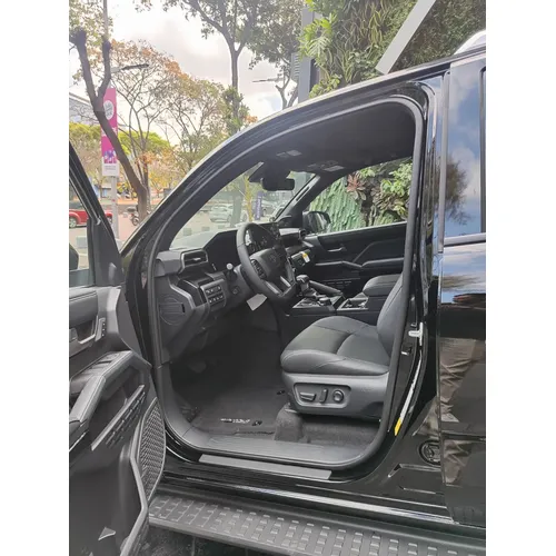 Toyota 4Runner Limited 2026 Negro Caracas