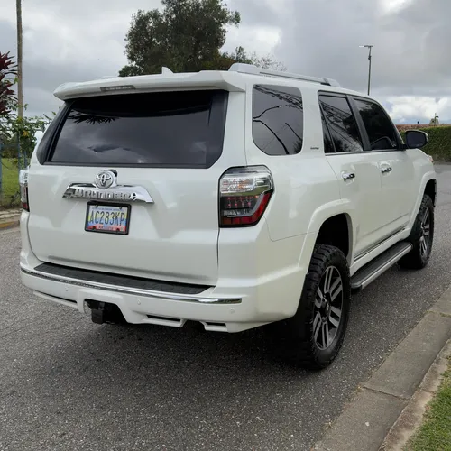 Toyota 4Runner Limited 2023 Blanco Caracas