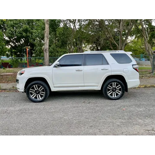 Toyota 4Runner Limited 2020 Blanco Caracas