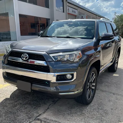 Toyota 4Runner Limited 2015 Gris Ciudad Guayana