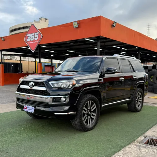 Toyota 4Runner Limited 2015 Negro Lechería