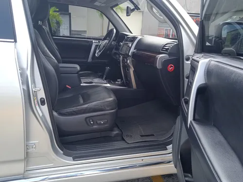 Toyota 4Runner Limited 2016 Plateado Caracas