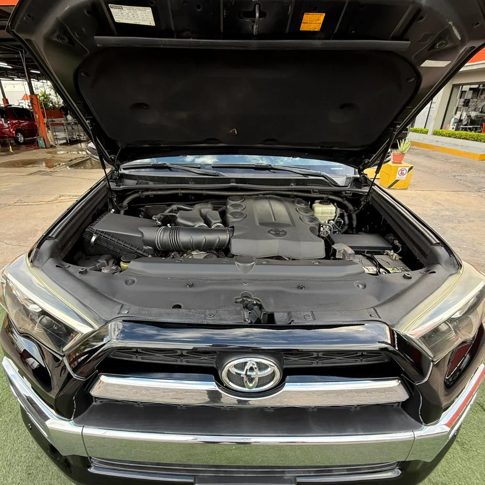 Toyota 4Runner Limited 2015 Negro Lechería