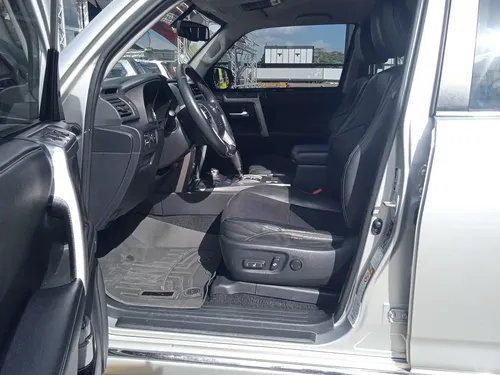 Toyota 4Runner Limited 2016 Plateado Caracas