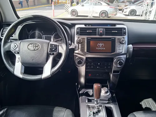 Toyota 4Runner Limited 2016 Plateado Caracas