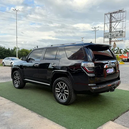 Toyota 4Runner Limited 2015 Negro Lechería