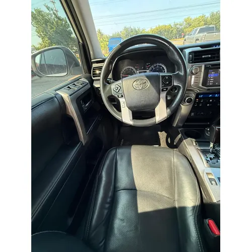 Toyota 4Runner Limited 2016 Plateado Lechería
