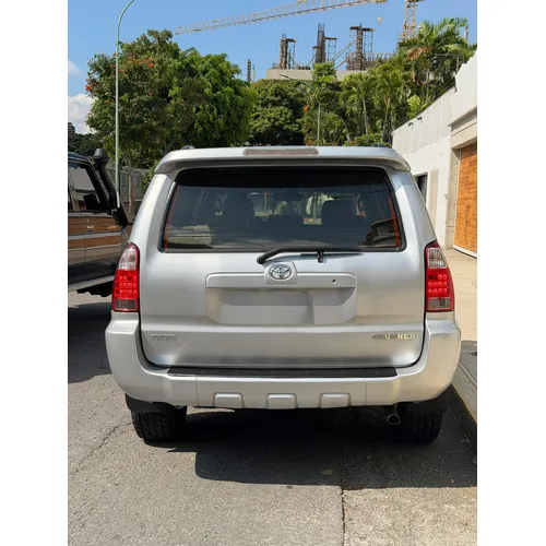 Toyota 4Runner Limited 2007 Plateado Caracas
