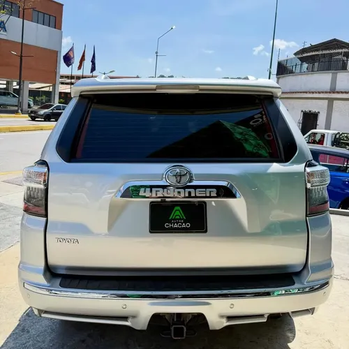 Toyota 4Runner Limited 2024 Plateado Caracas