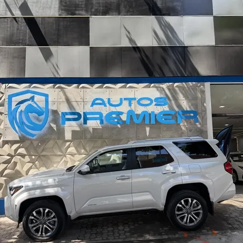 Toyota 4Runner Limited 2025 Blanco Caracas
