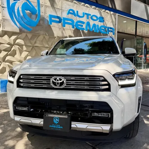 Toyota 4Runner Limited 2025 Blanco Caracas