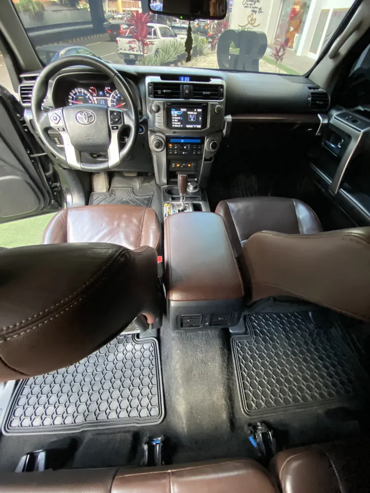 Toyota 4Runner Limited 2018 Negro Caracas