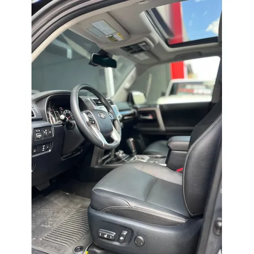 Toyota 4Runner Limited 2024 Gris Caracas