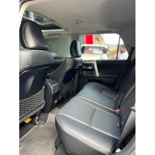 Toyota 4Runner Limited 2024 Gris Caracas