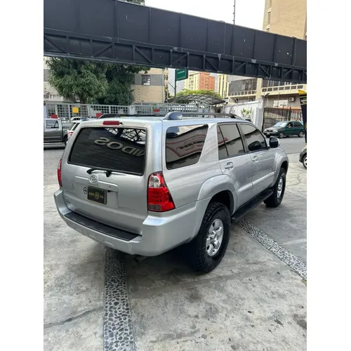 Toyota 4Runner Limited 2007 Plateado Caracas
