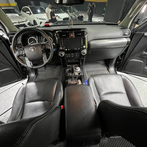 Toyota 4Runner 2021 Negro Caracas
