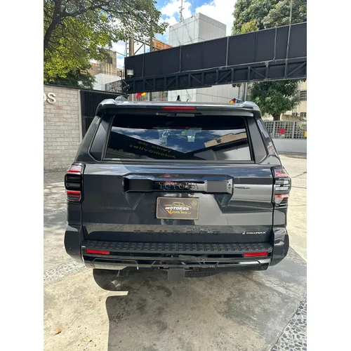 Toyota 4Runner 2025 Gris