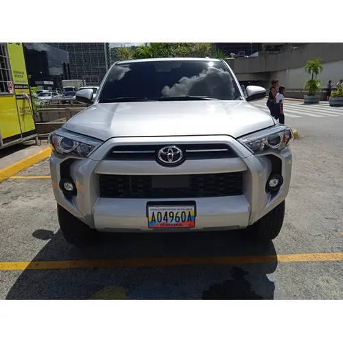 Toyota 4Runner SR5 2024 Plateado Caracas
