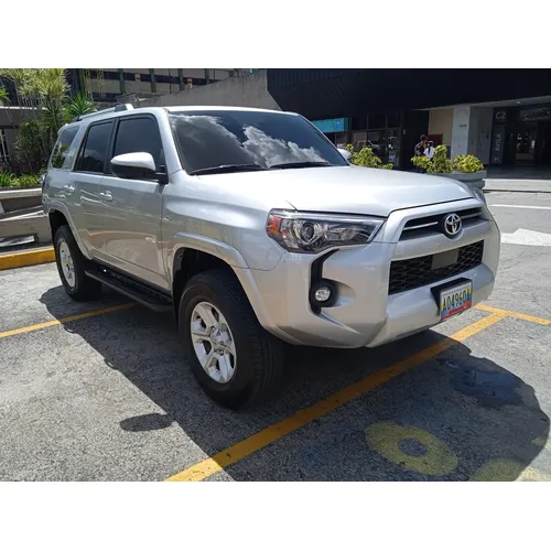 Toyota 4Runner SR5 2024 Plateado Caracas